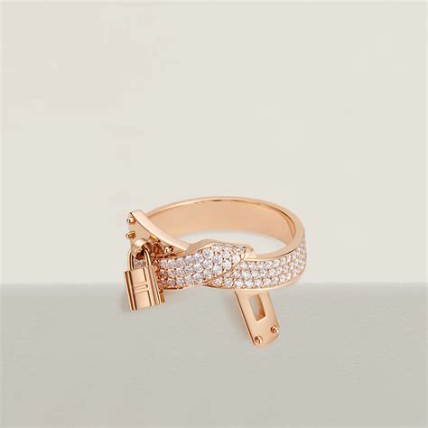 kelly gavroche ring hermes.